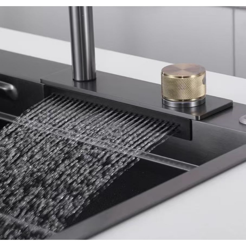 The Flying Rain faucet comes w - Kitchen Gadgets Luxury incelemesi ve fiyatı